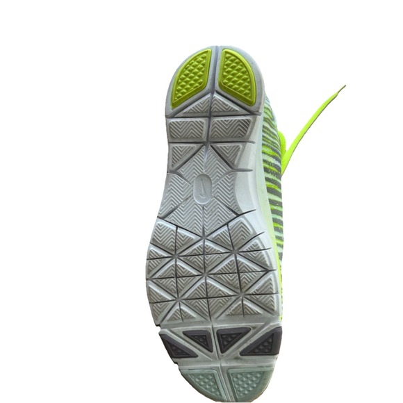 NIKE Free 5.0 Lime Green & Gray Lt Weight Mesh Running SHOES, Women's Size 6.5‎ - Picture 4 of 5